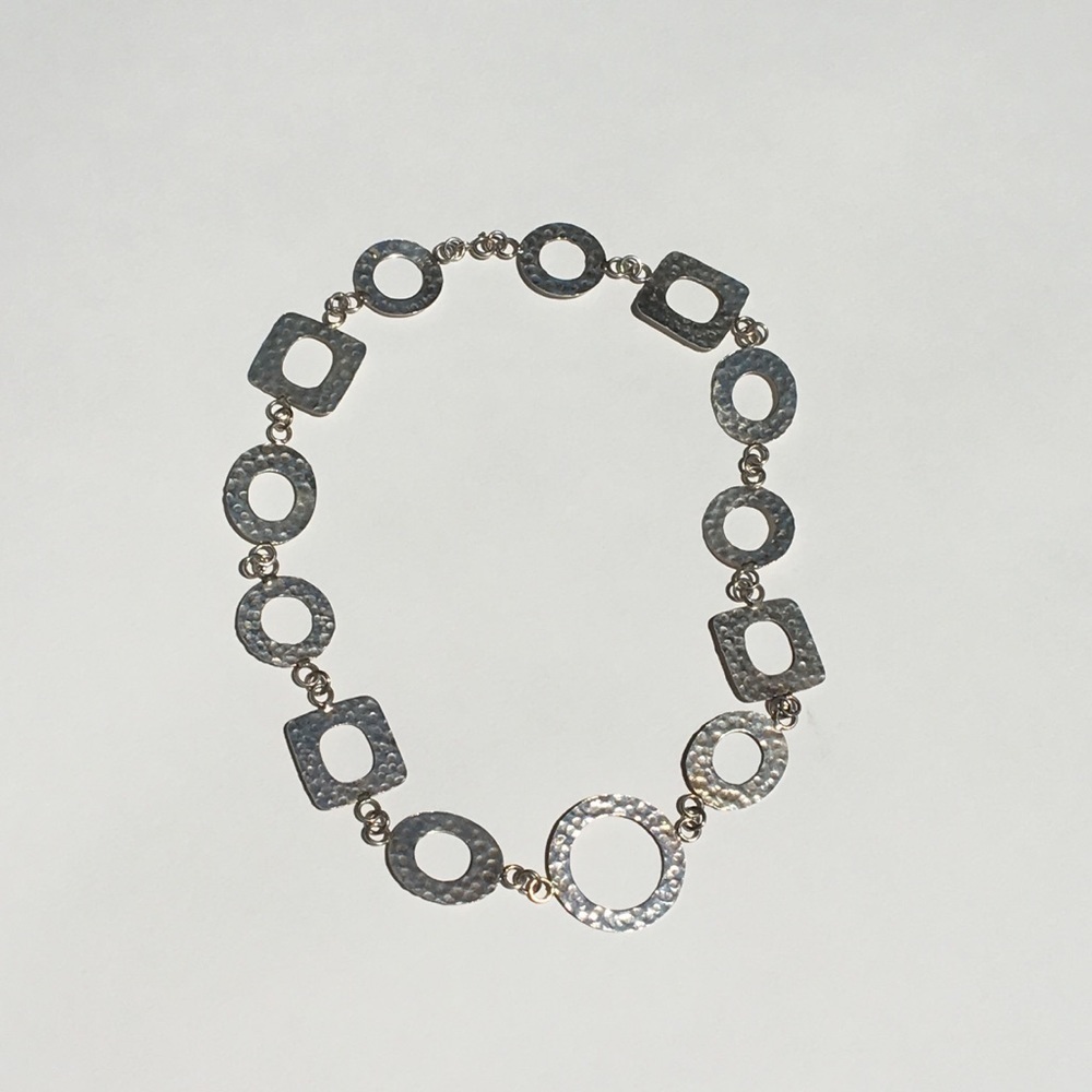 Silver geometric necklace